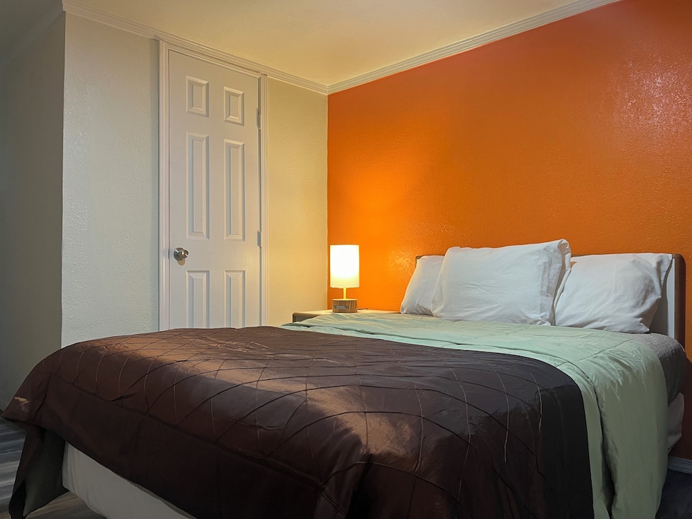 Ponca Motel - photo 11