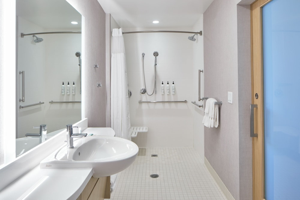 SpringHill Suites by Marriott Jacksonville Beach Oceanfront - photo 41