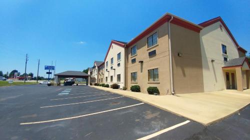 HiWay Inn Express Hotel & Suites - photo 6