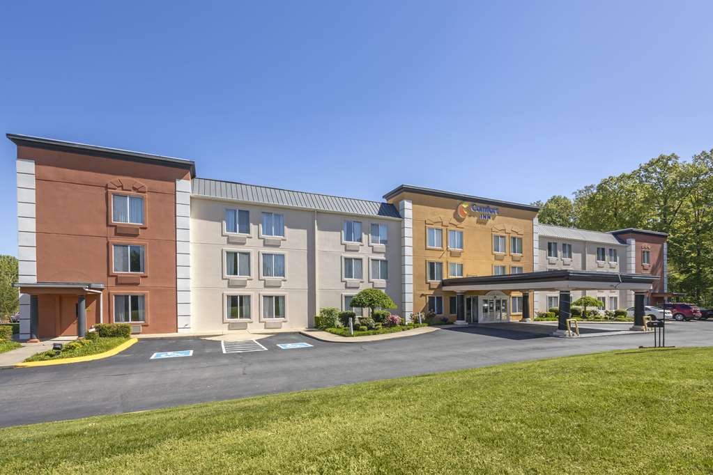 Comfort Inn Dickson - photo 3