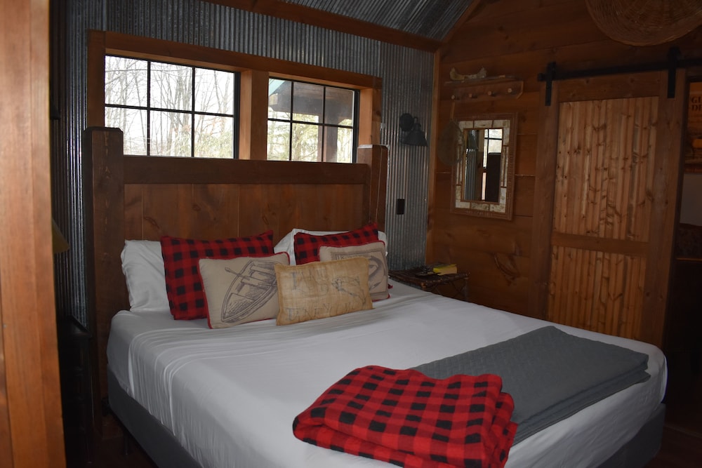 Bear Creek Lodge Cabin Resort - photo 29