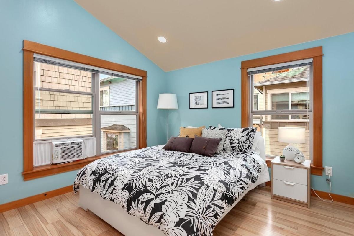 Modern Townhouse near DT Seattle & Stadium Parking — 4-Star Luxury Hotel in Seattle, United States