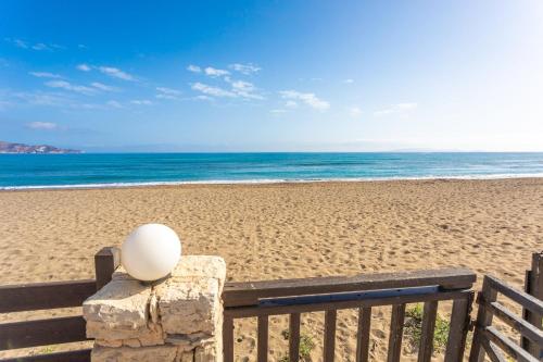 Seaside Escape Steps To the Sand Dionysiasea Apts 1 — 4-Star Luxury Hotel in Gazi, Greece