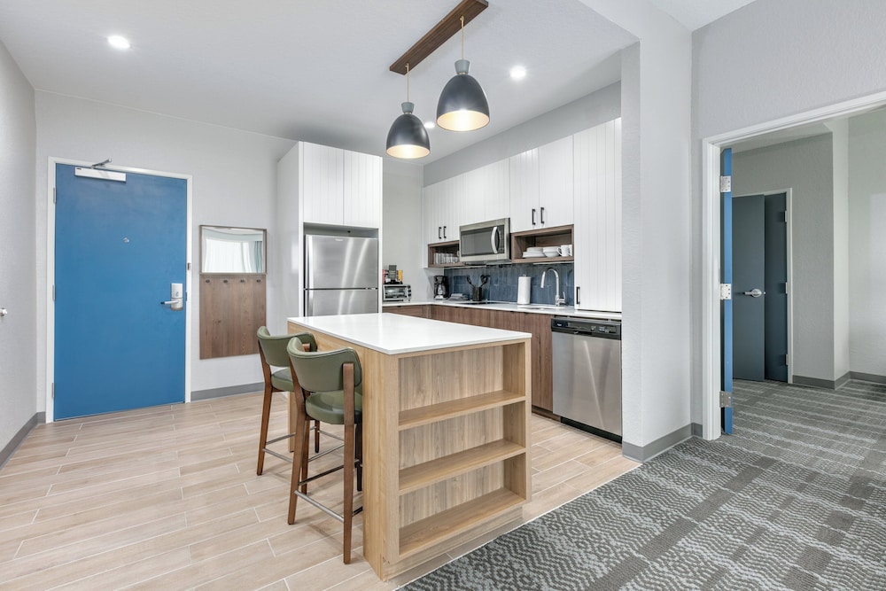 Staybridge Suites San Antonio Lackland AFB Area by IHG - photo 12