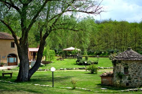 SassoMatto BioAgrituRelax — 4-Star Luxury Hotel in Terranuova Bracciolini, Italy