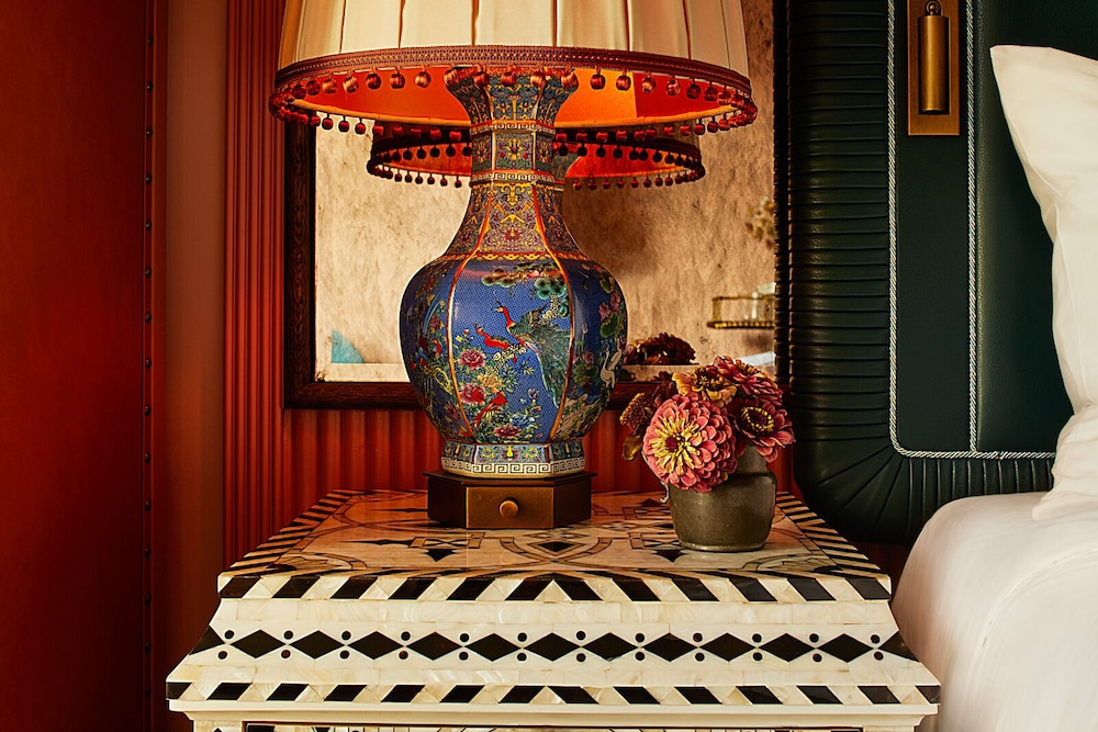 The Fifth Avenue Hotel - photo 3