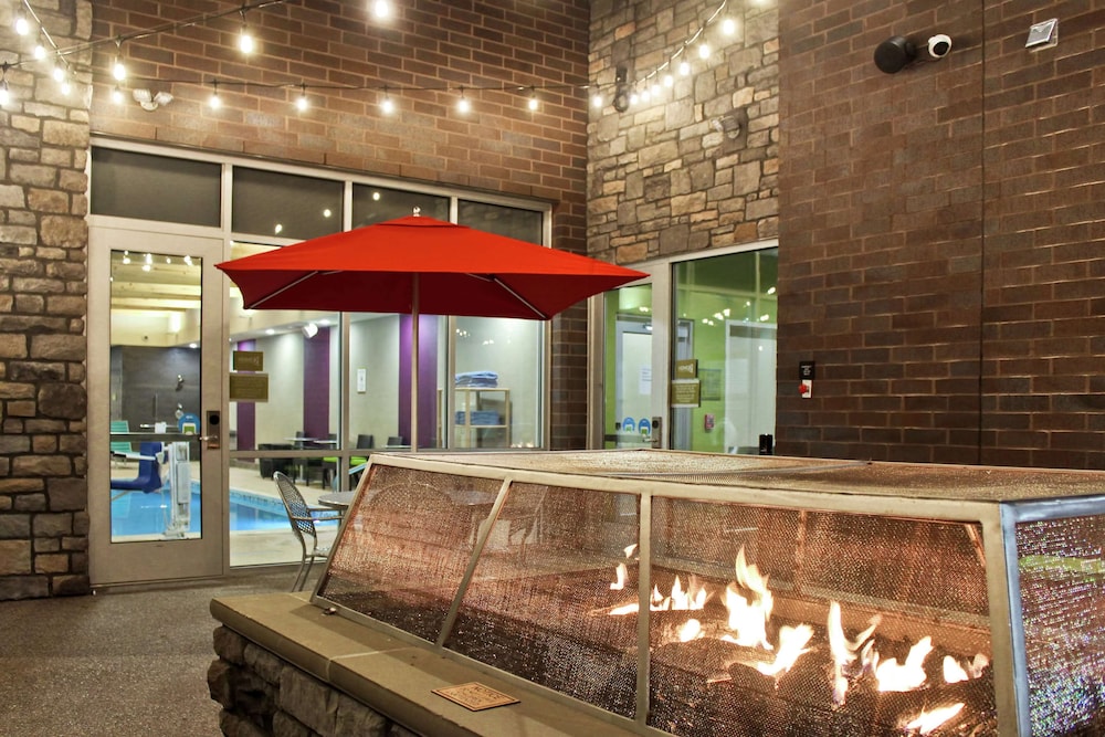 Home2 Suites by Hilton Stow - photo 36