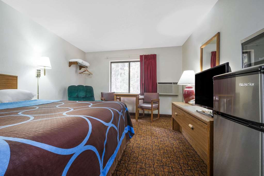 Super 8 by Wyndham Park Rapids - photo 3