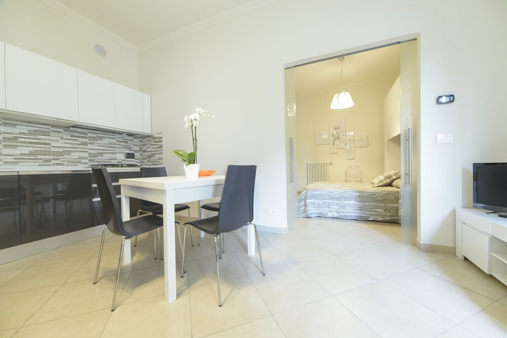 Le Ville di Thomas — 4-Star Luxury Hotel in Imperia, Italy