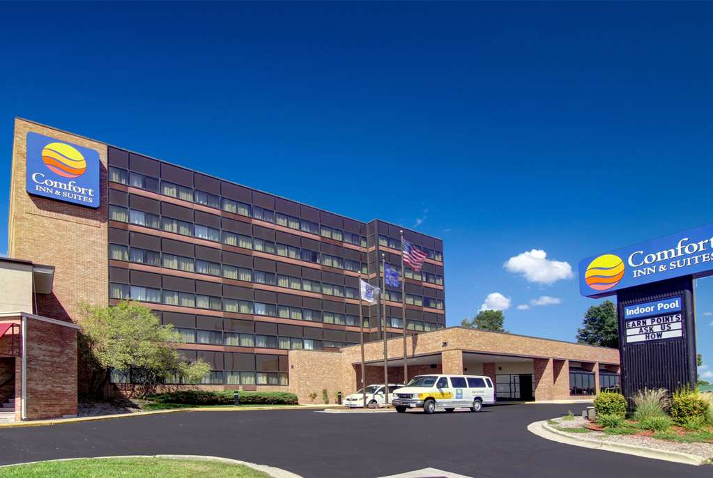 Comfort Inn & Suites Madison Airport - featured photo