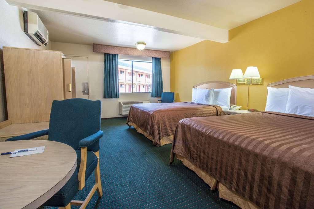 Travelodge by Wyndham Turlock - photo 10