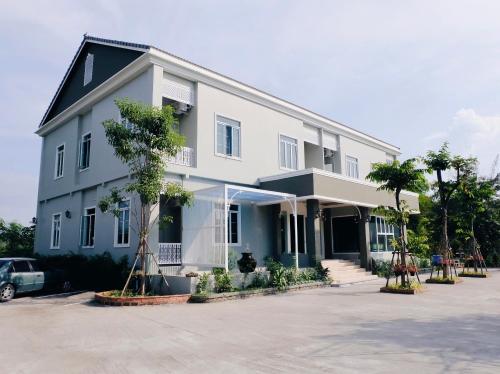 The Boone Resort — 4-Star Luxury Hotel in Chiang Mai, Thailand