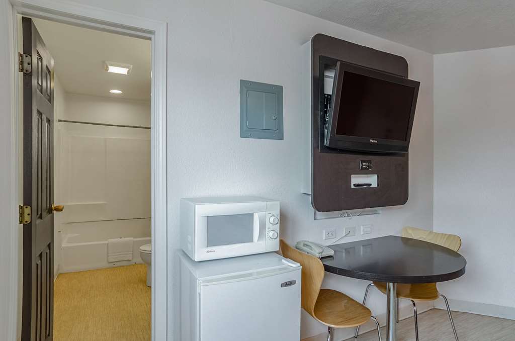 Motel 6 Riverton WY - photo 20