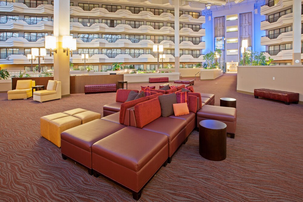 Holiday Inn Evansville Airport - photo 20