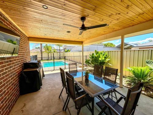 Woodlands Waterside Retreat in Yarrawonga, Australia