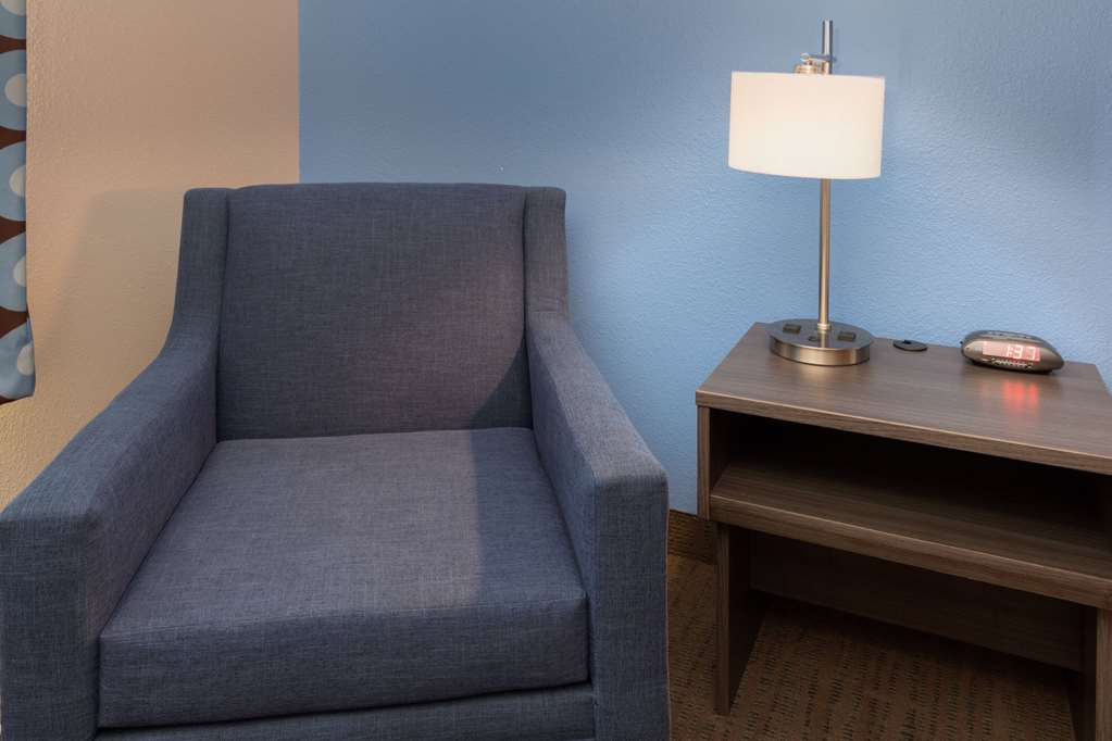 Super 8 by Wyndham Garland Rowlett East Dallas Area - photo 22