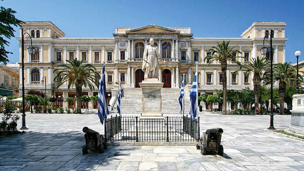 Horizon Blue in Ano Syros, Greece