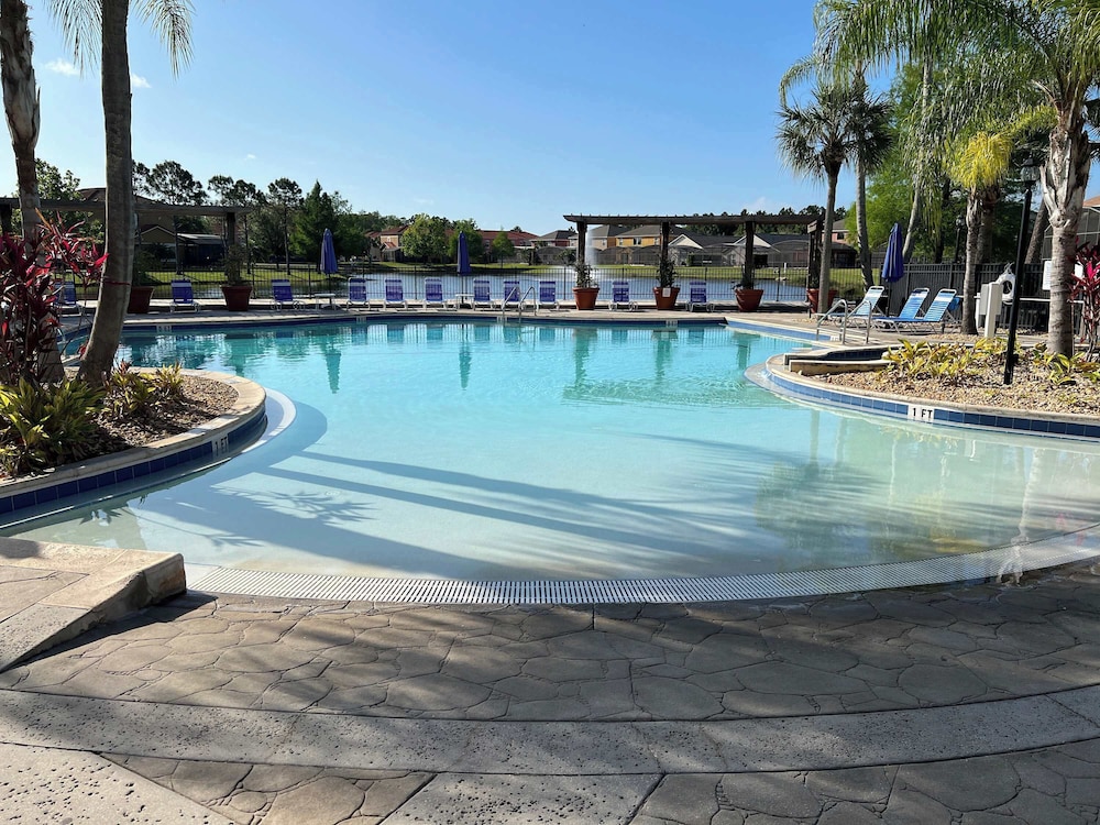 Create Lasting Magical Memories Resort Home for 8 - photo 23