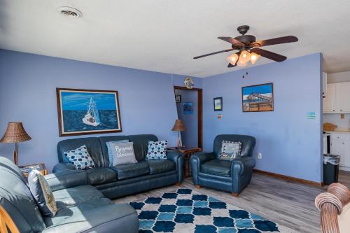 Divine Intervention by Oak Island Accommodations - photo 38