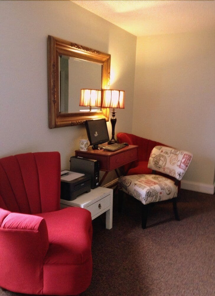 Acorn Inn - photo 28