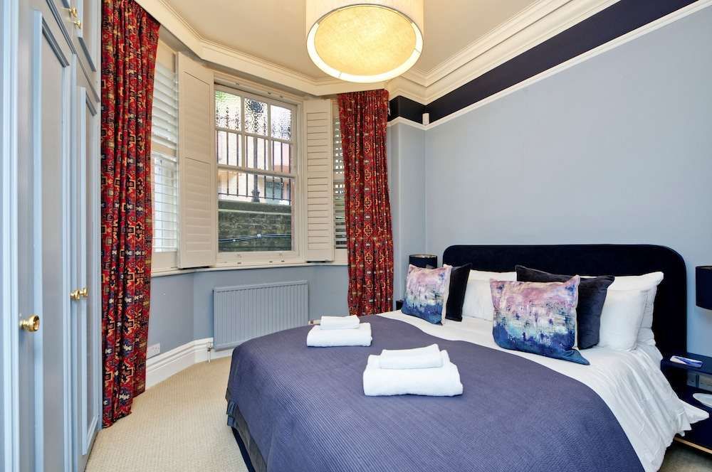 Westminster Retreat by Underthedoormat — 4-Star Luxury Hotel in London, United Kingdom