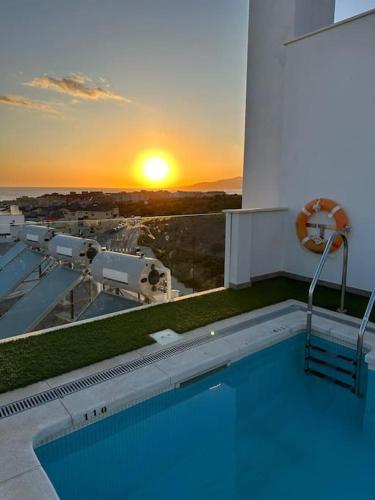 Sunset view Swimming pool A C — 4-Star Luxury Hotel in Tarifa, Spain