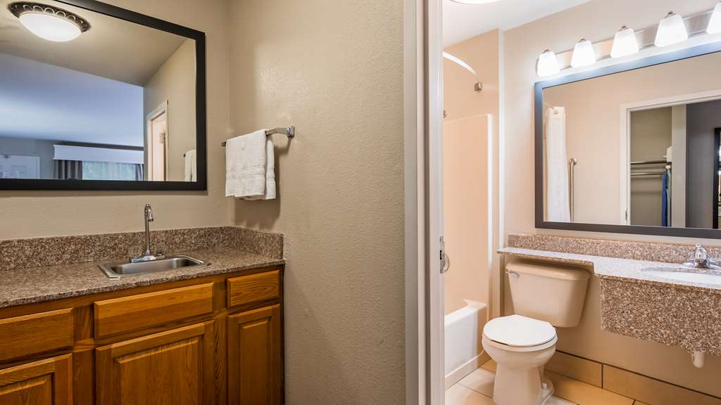 Best Western Shenandoah Inn - photo 14