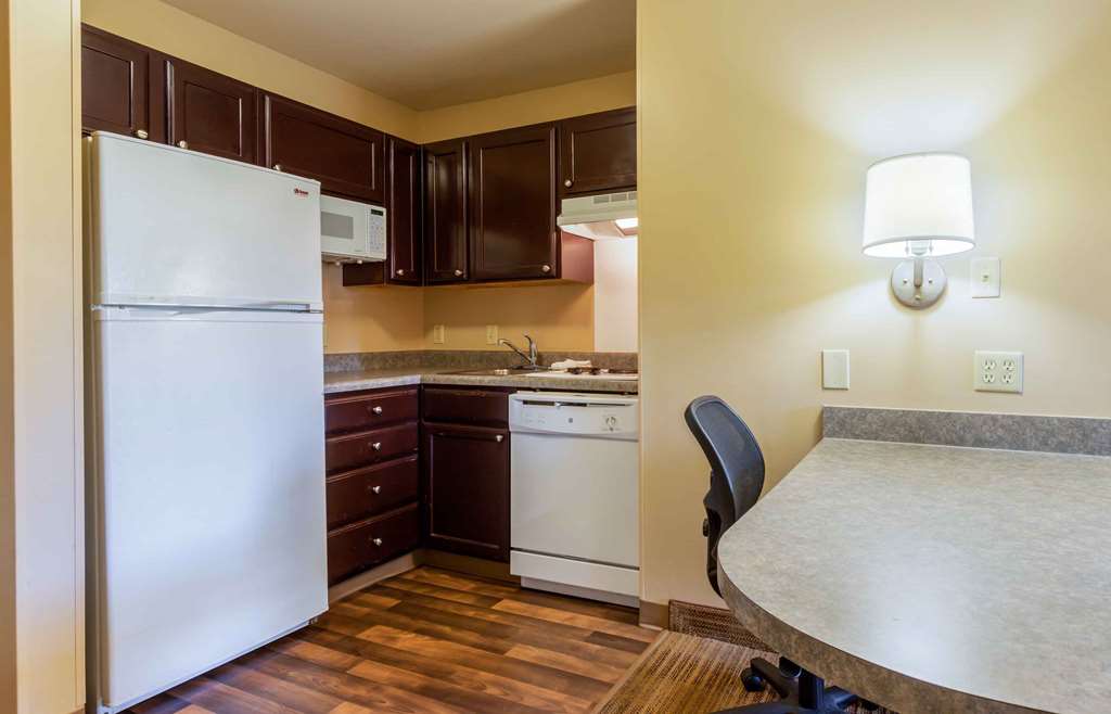 Extended Stay America Suites Columbia Northwest Harbison - photo 37