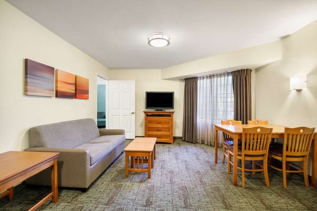 Sonesta ES Suites San Diego Rancho Bernardo - photo 24