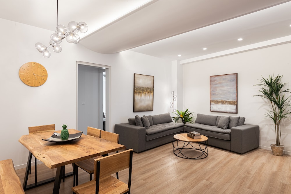 Acropolis Holmes Residence — 4-Star Luxury Hotel in Athens, Greece