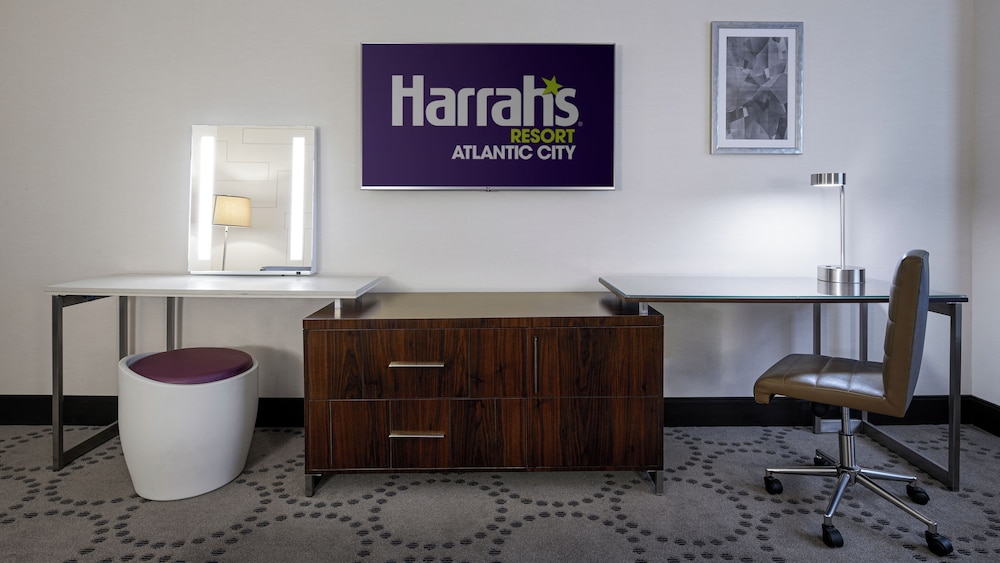 Harrah s Resort Atlantic City A Caesars Rewards Destination - photo 27