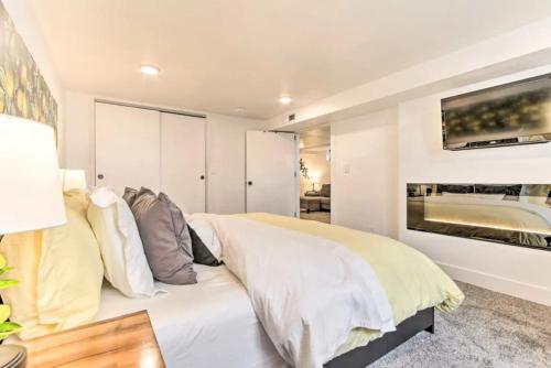 Sleek Great Falls Retreat - photo 7