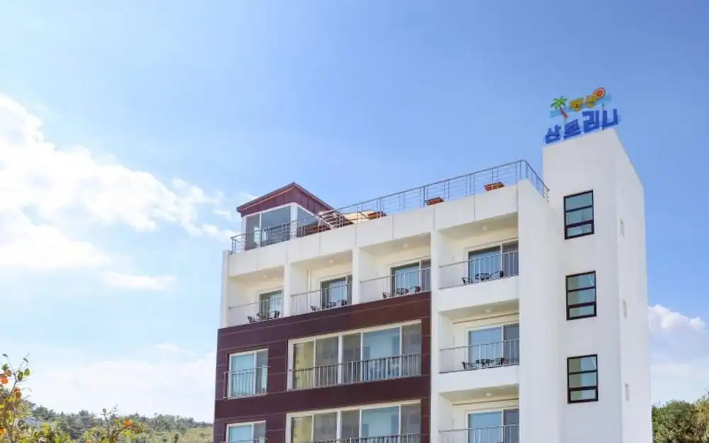 Sokcho Santorini Pension — 4-Star Luxury Hotel in Sokcho, South Korea