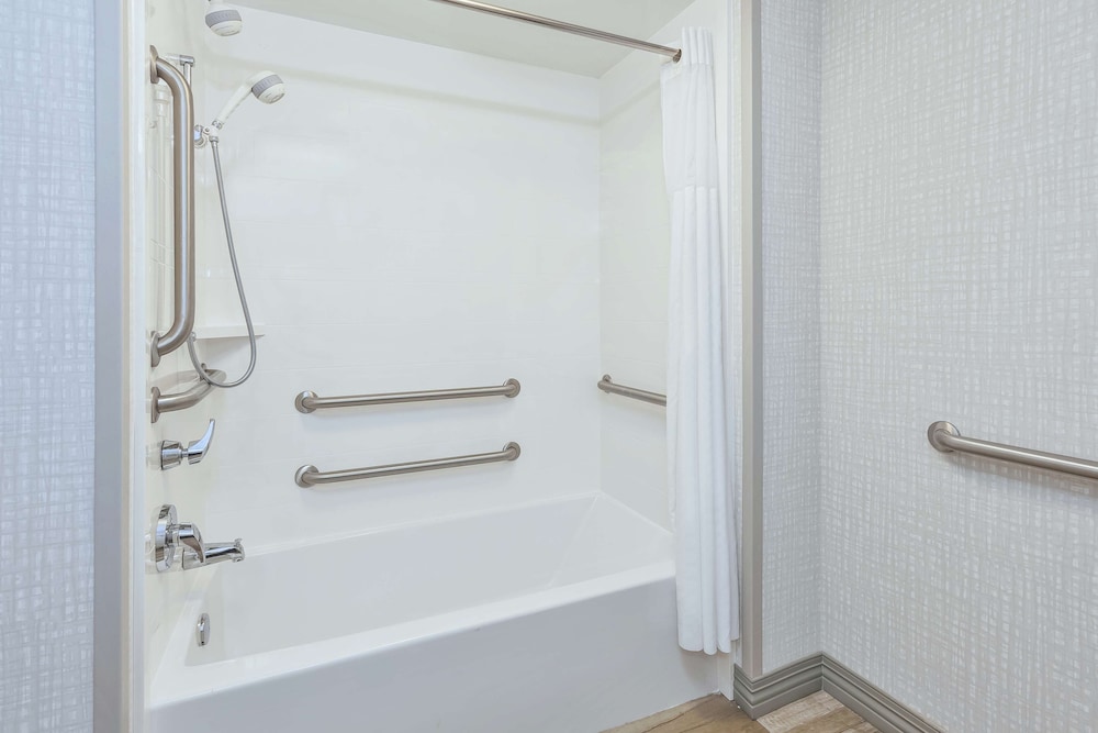Hampton Inn & Suites Wells Ogunquit - photo 46