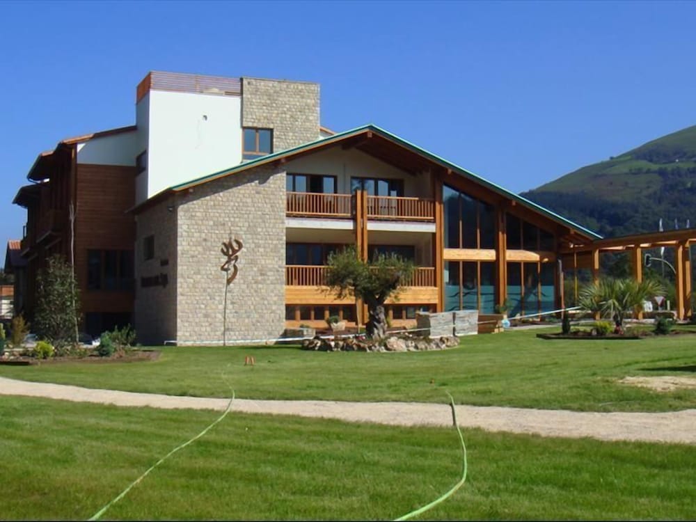 Resort Reserva del Saja & Spa