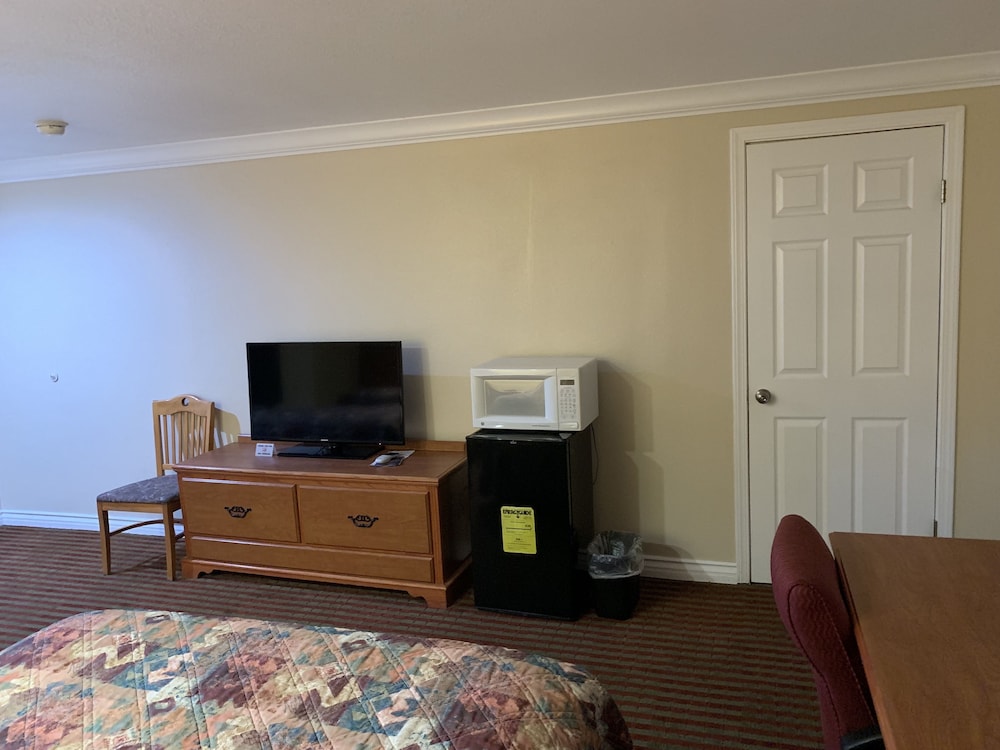 A 1 Budget Motel - photo 25