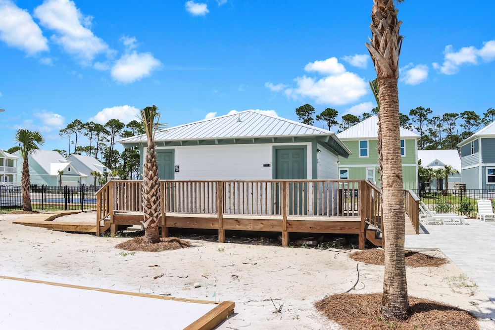 Keys to the Cape by Pristine Properties Vacation Rentals — 4-Star Luxury Hotel in Port Saint Joe, United States