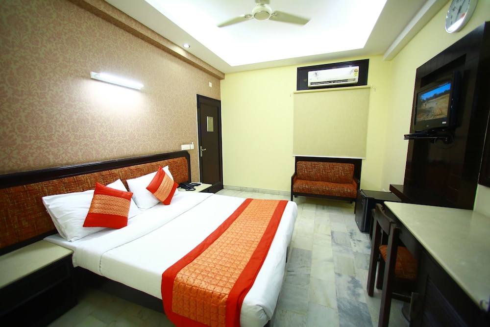Sundeep Inn - last minute hotel in New Delhi