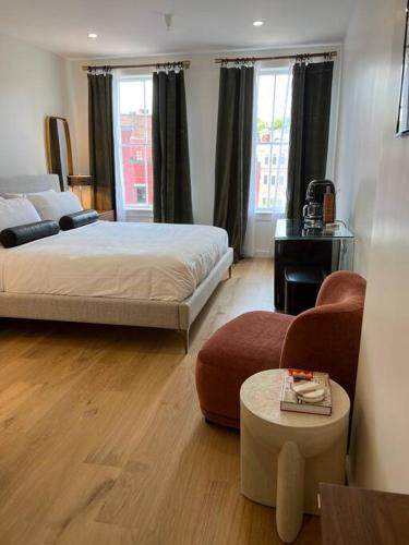 The Phenix Historic DTWN Hotel Market Square View King Bed Room # 400