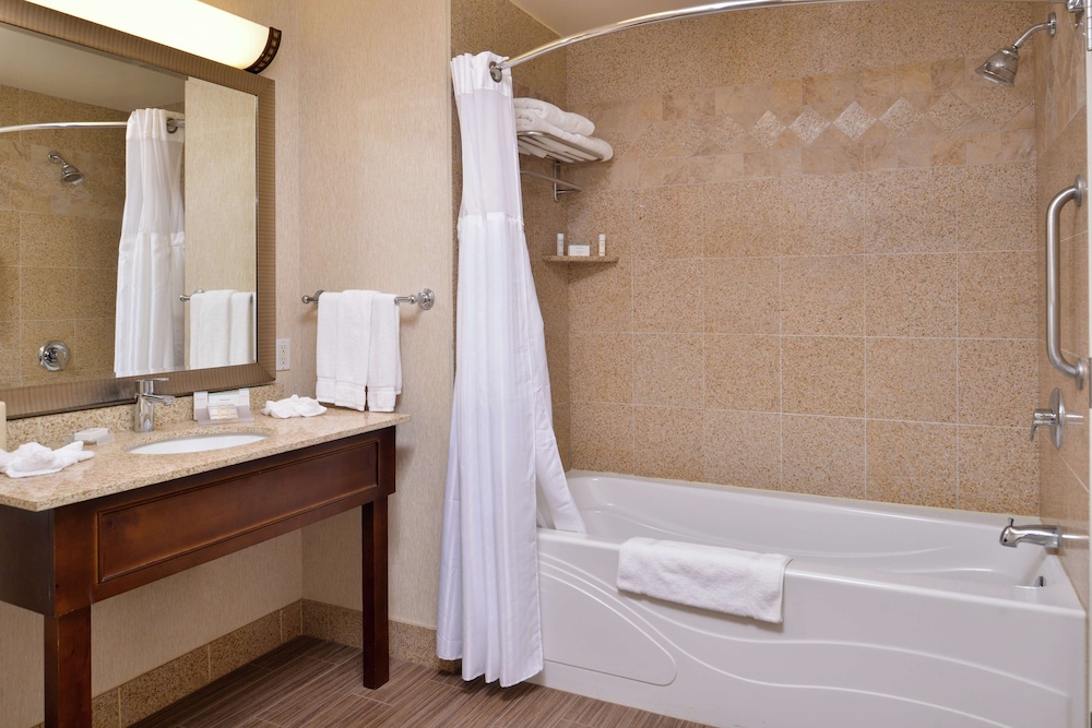 Hilton Garden Inn Boise Spectrum - photo 37