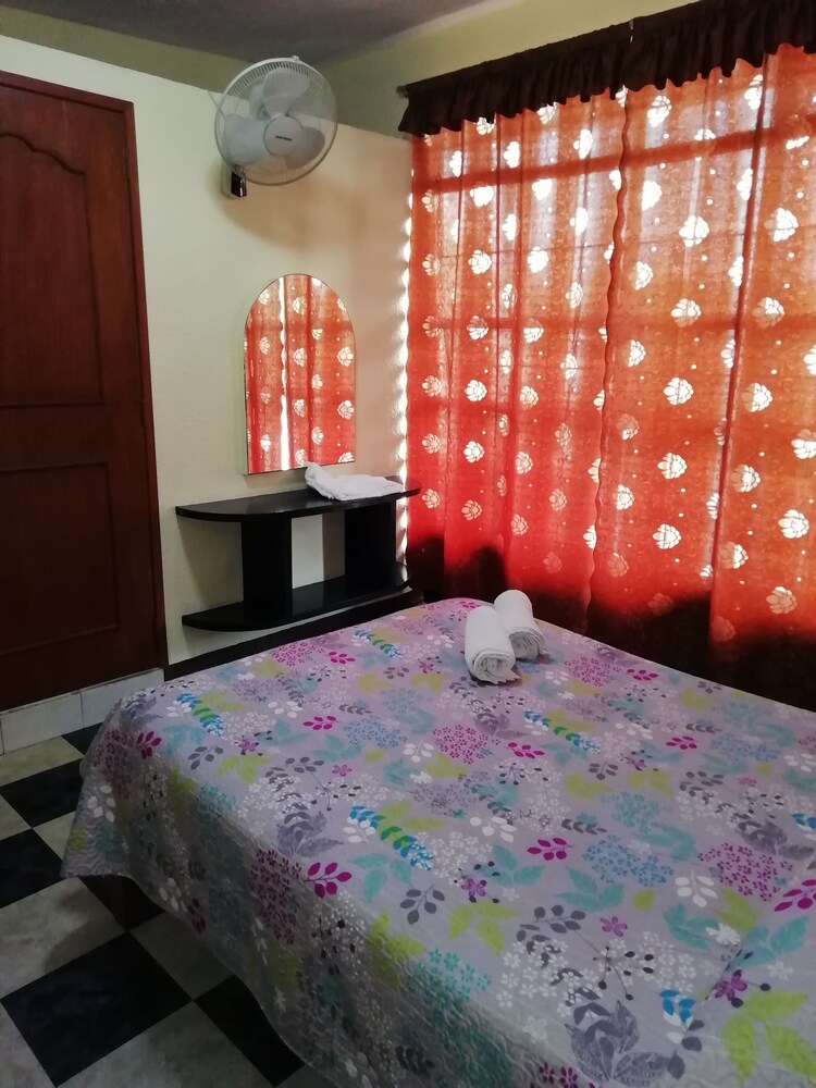Hotel Cordoba — Cordoba
