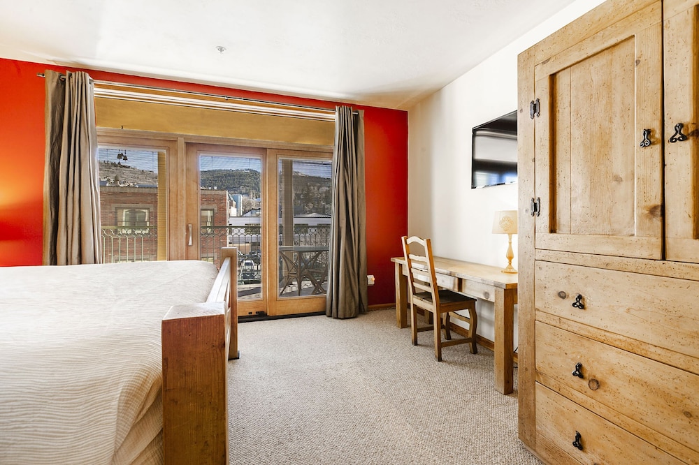 The Caledonian by All Seasons Resort Lodging - photo 10