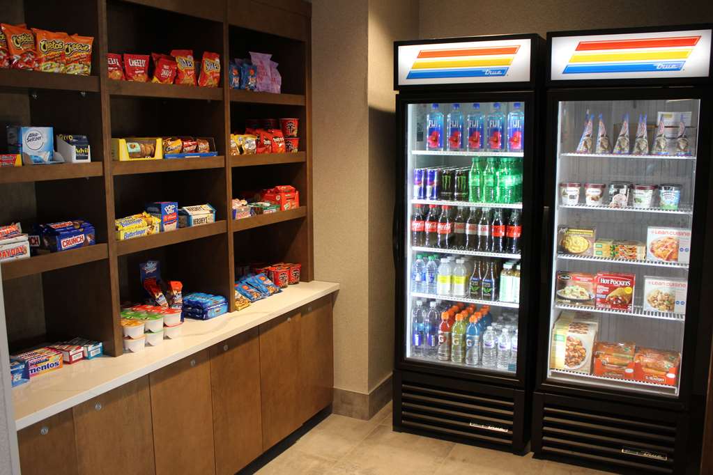 La Quinta Inn & Suites by Wyndham Bardstown - photo 18