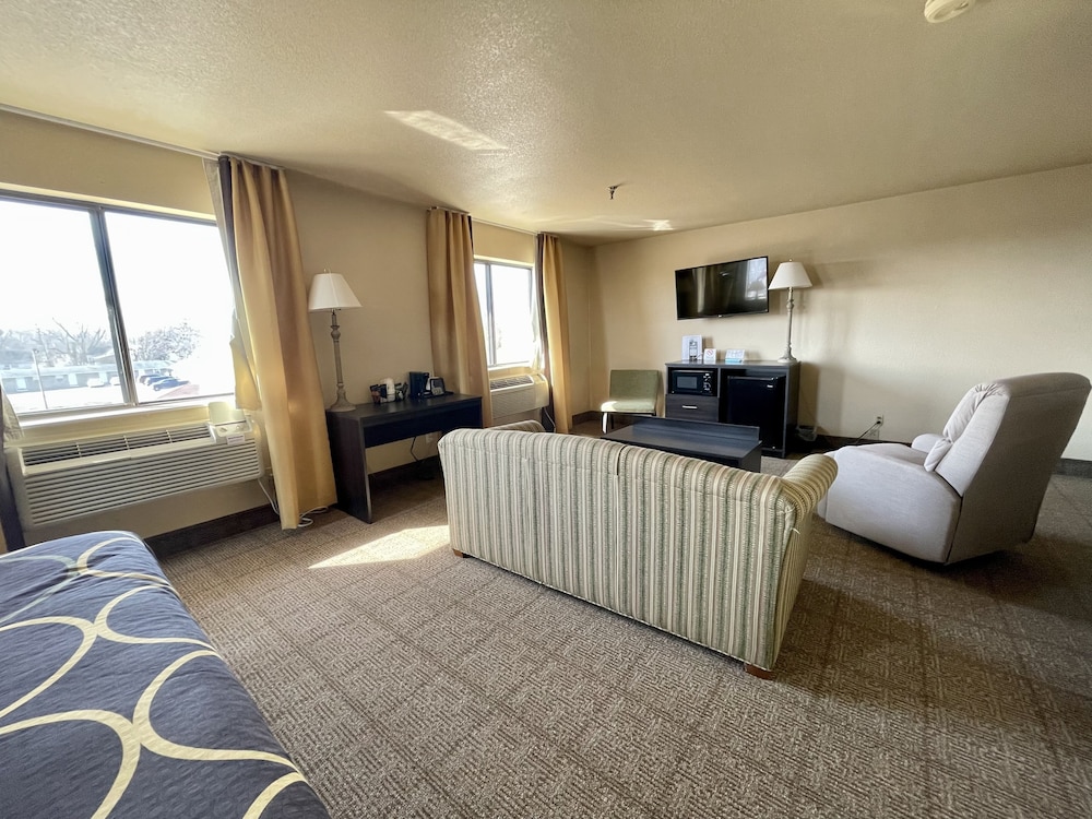 Super 8 by Wyndham Macon - photo 10