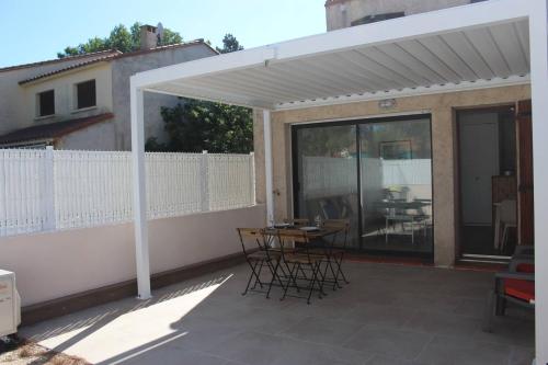 T2 Climatise A 2 Minutes De La Plage Du Pont Tournant 4branr — Saint Cyprien Plage