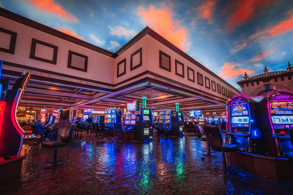Sunset Station Hotel & Casino - photo 36