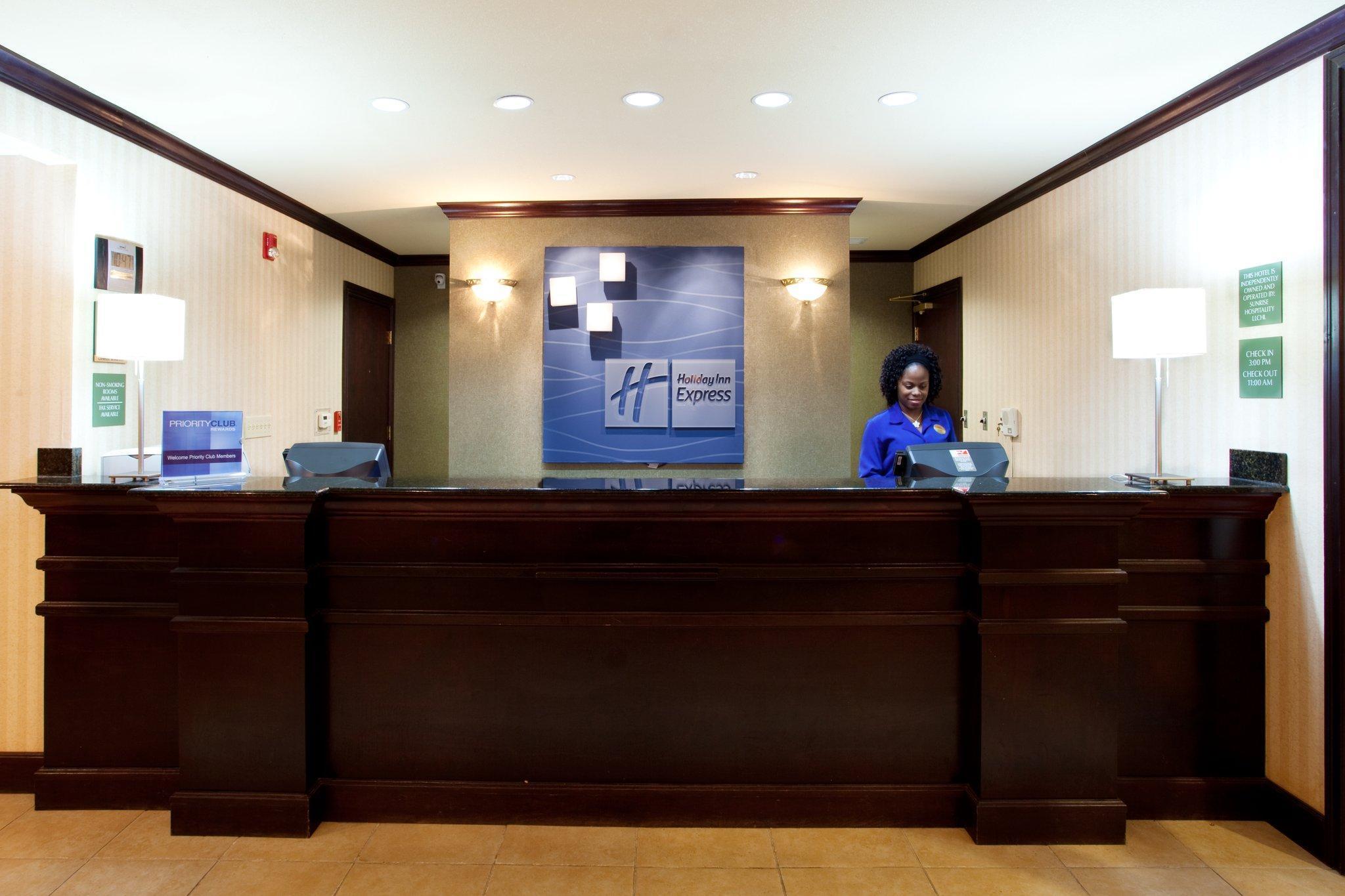 Holiday Inn Express & Suites W. Monroe an IHG Hotel - photo 2