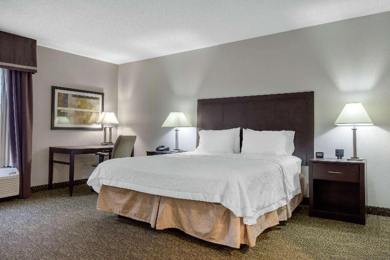 Hampton Inn Mebane - photo 21
