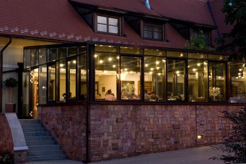 Jankovich Kúria Wellness Hotel — 4-Star Luxury Hotel in Racalmas, Hungary