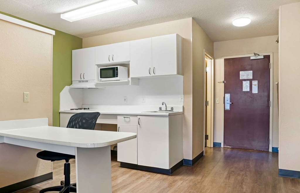 Extended Stay America Select Suites Detroit Novi Haggerty Rd - photo 9